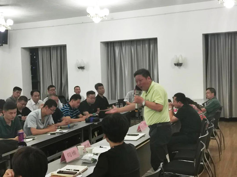 南方略咨詢助力西諾醫(yī)療打造“中心主管、職能主服、片區(qū)主戰(zhàn)”營(yíng)銷鐵軍3